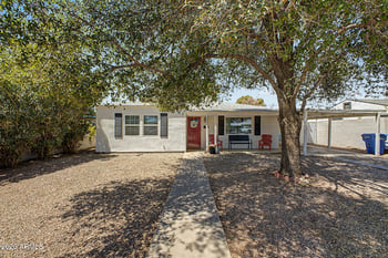1830 Clarendon Ave, Phoenix, AZ 85016
