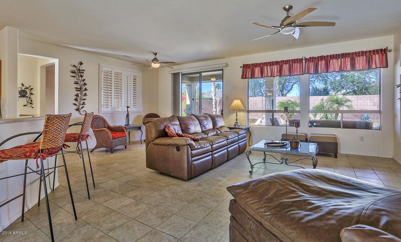 18302 N Summerbreeze Way, Surprise, AZ 85374