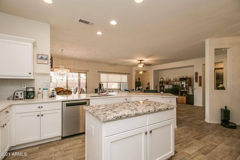 18303 N Summerbreeze Way, Surprise, AZ 85374