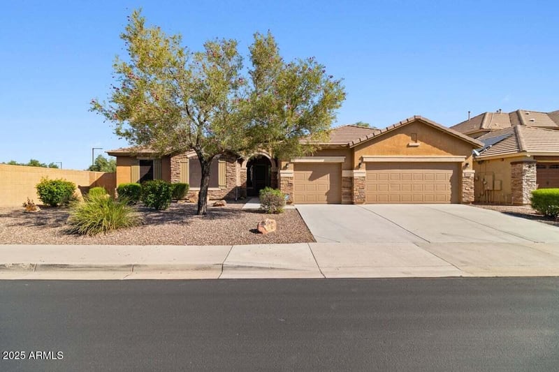 18306 Beck Ln, Surprise, AZ 85388