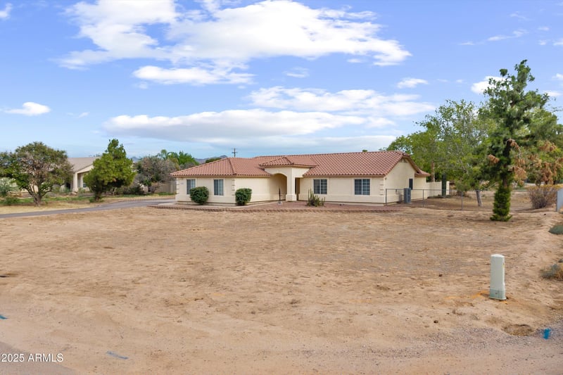 18309 Sunnybrook Ln, Gilbert, AZ 85298