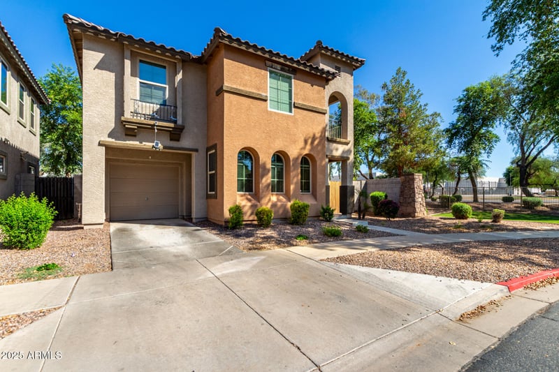 1831 77th Ave, Phoenix, AZ 85035