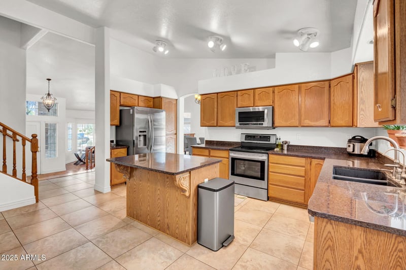 1831 Armstrong Way, Chandler, AZ 85286