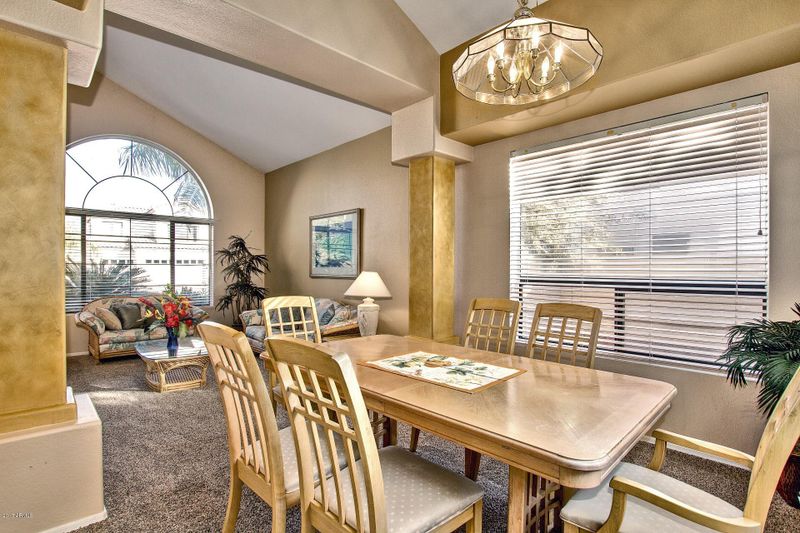 1831 E Lakecrest Dr, Gilbert, AZ 85234
