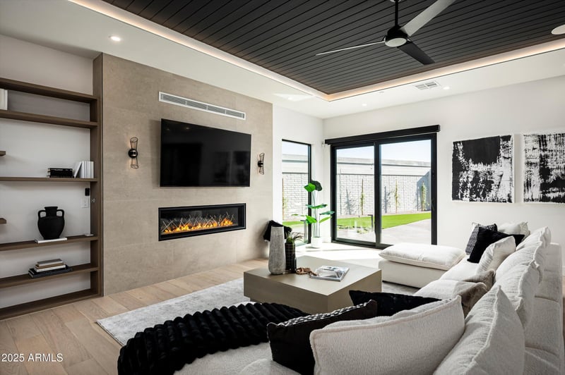 1831 Palmaire Ave, Phoenix, AZ 85020