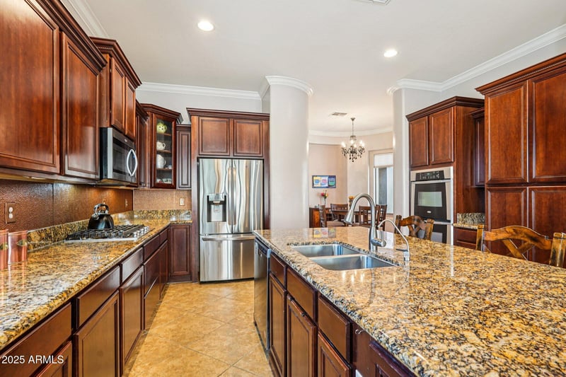 18310 Onyx Ct, Waddell, AZ 85355