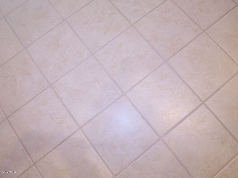 18316 N Diamond Dr, Surprise, AZ 85374