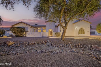 18318 Solano Dr, Litchfield Park, AZ 85340