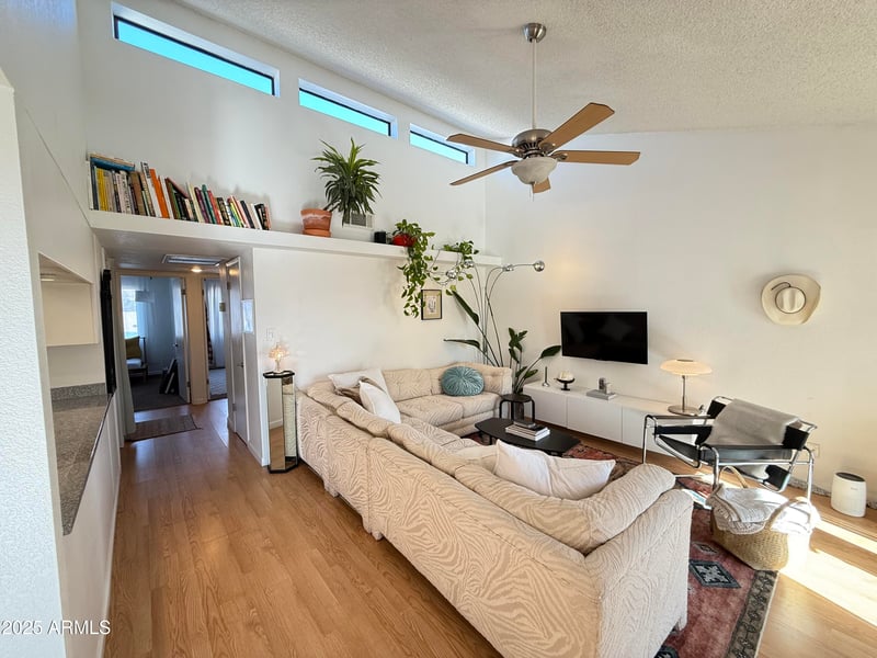1832 52nd St #205, Phoenix, AZ 85008