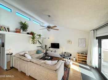 1832 52nd St #205, Phoenix, AZ 85008