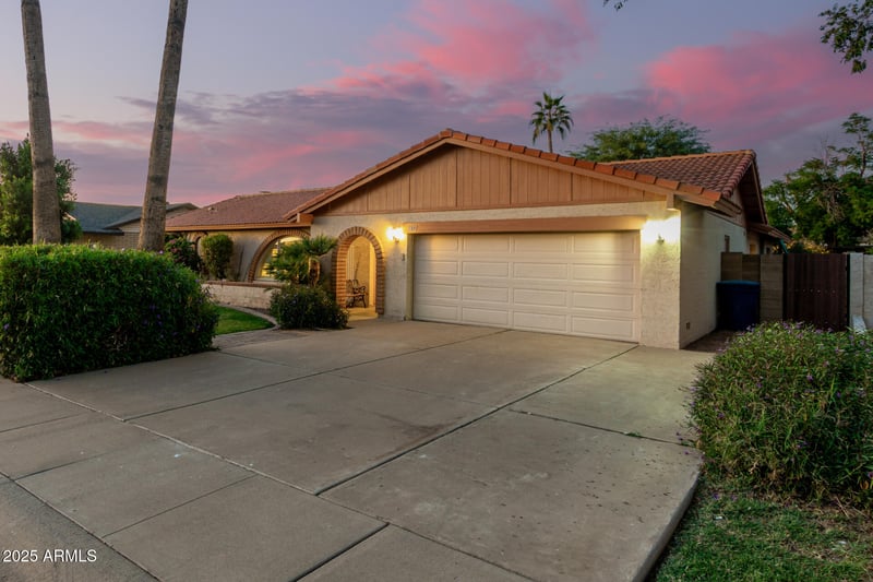 1832 Colgate Dr, Tempe, AZ 85283