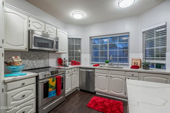 1832 E Windmere Dr, Phoenix, AZ 85048
