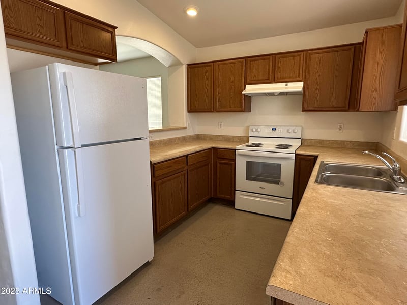 1832 Lydia Ln, Phoenix, AZ 85041