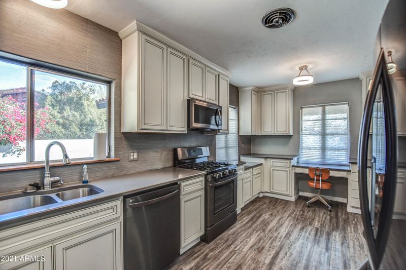 1832 N 7th Ave, Phoenix, AZ 85007