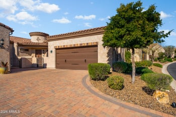 1832 Red Cliff, Mesa, AZ 85207