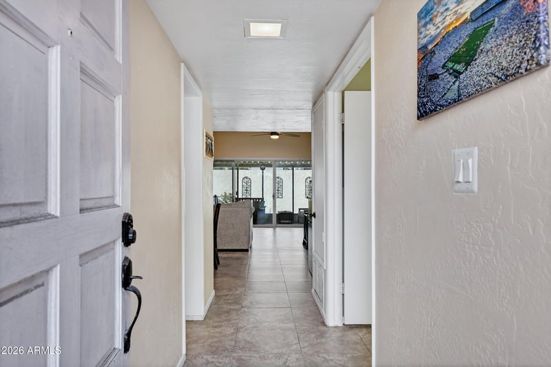 1832 River Dr, Tempe, AZ 85281