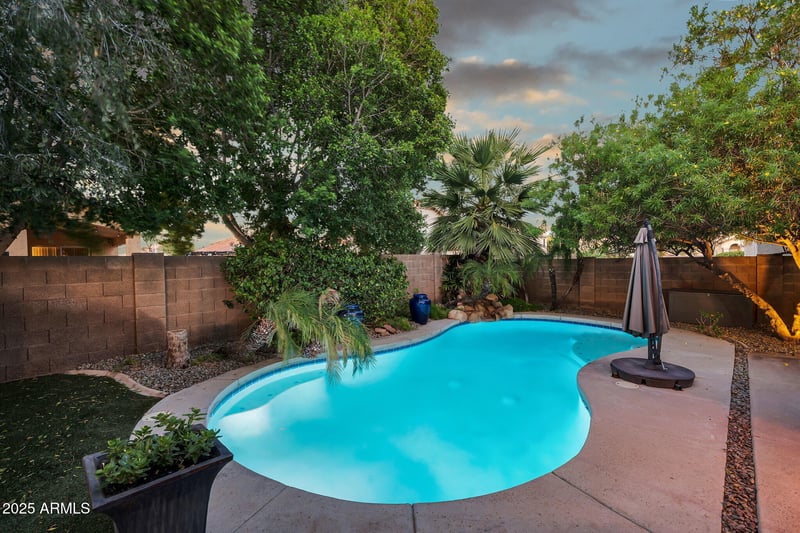 1832 Wildhorse Dr, Chandler, AZ 85286