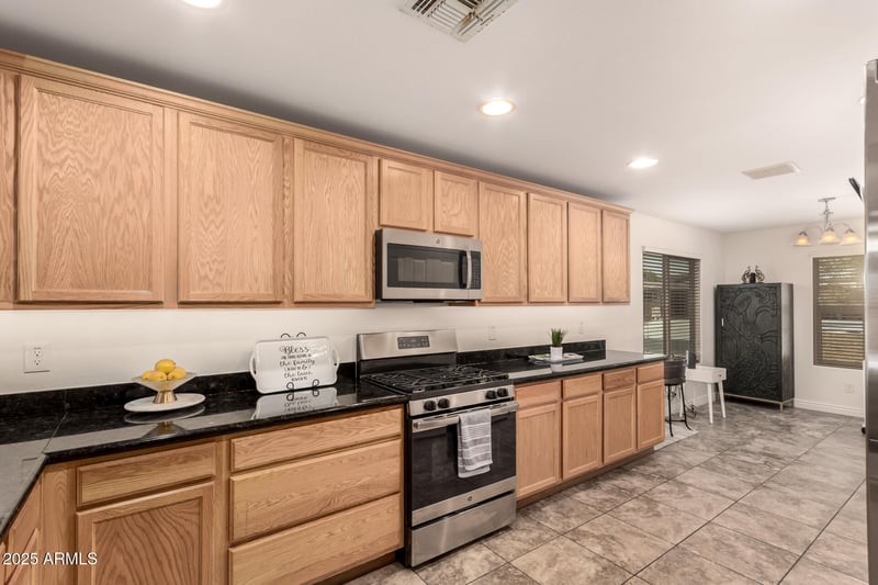 18321 Getty Dr, Goodyear, AZ 85338
