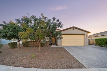 18321 Golden Ct, Waddell, AZ 85355