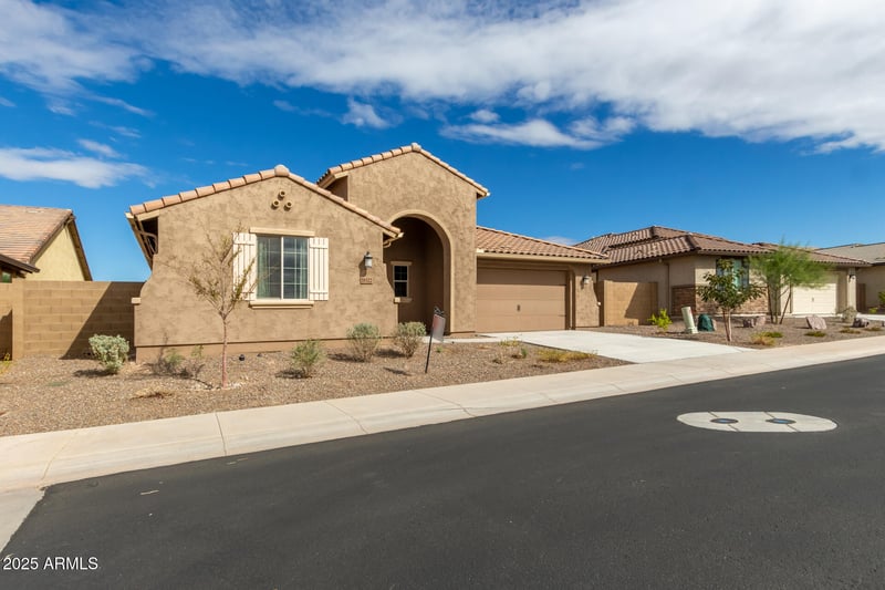 18322 Long Lake Rd, Goodyear, AZ 85338