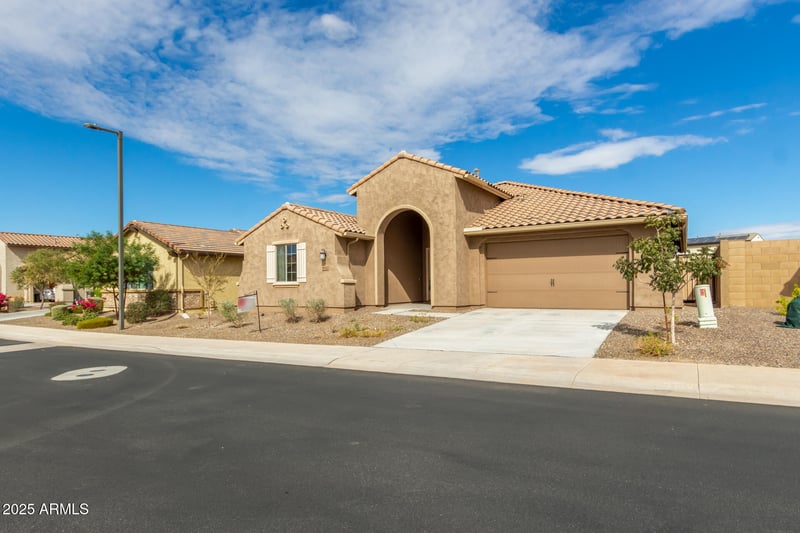 18322 Long Lake Rd, Goodyear, AZ 85338