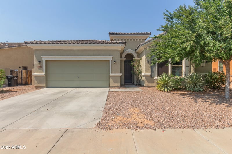 18328 Saguaro Ln, Surprise, AZ 85388