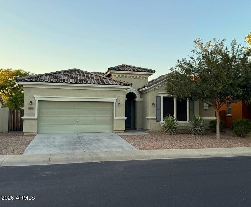 18328 Saguaro Ln, Surprise, AZ 85388