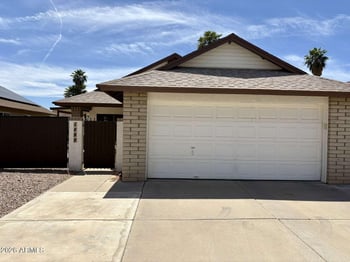 1833 Bluefield Ave, Phoenix, AZ 85022