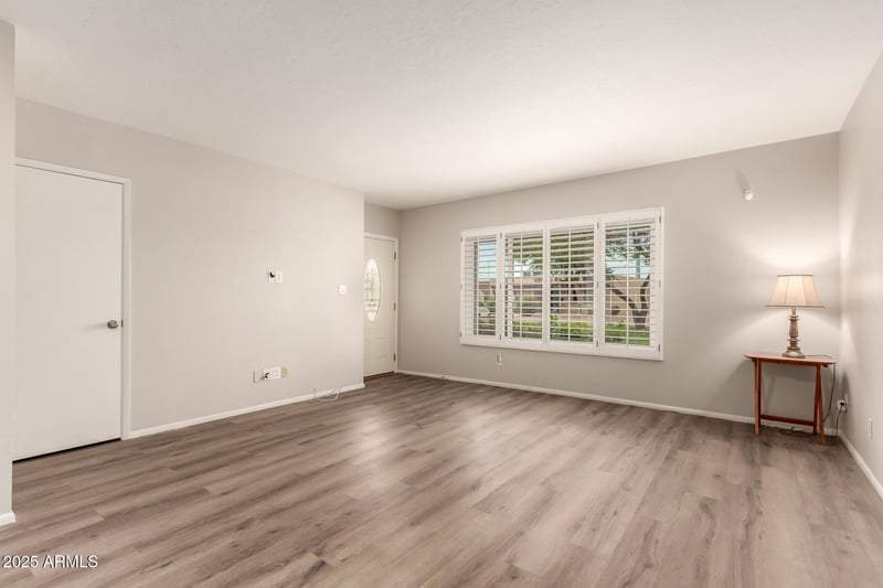 1833 Citrus Way, Phoenix, AZ 85015