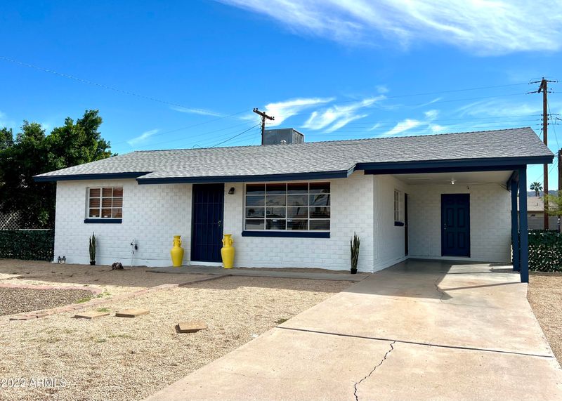 1833 E Pleasant Ln, Phoenix, AZ 85042