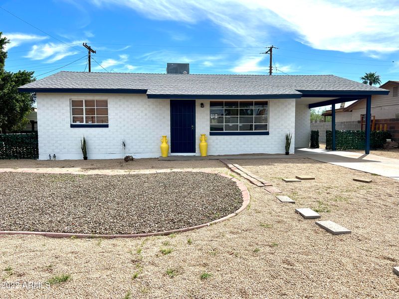 1833 E Pleasant Ln, Phoenix, AZ 85042