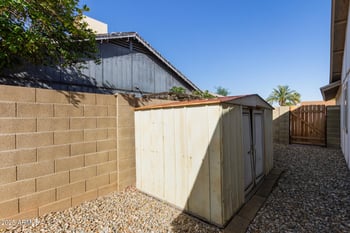 1833 Sandra Ter, Phoenix, AZ 85022