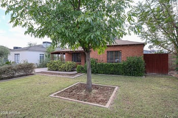 1834 Laurel Ave, Phoenix, AZ 85007