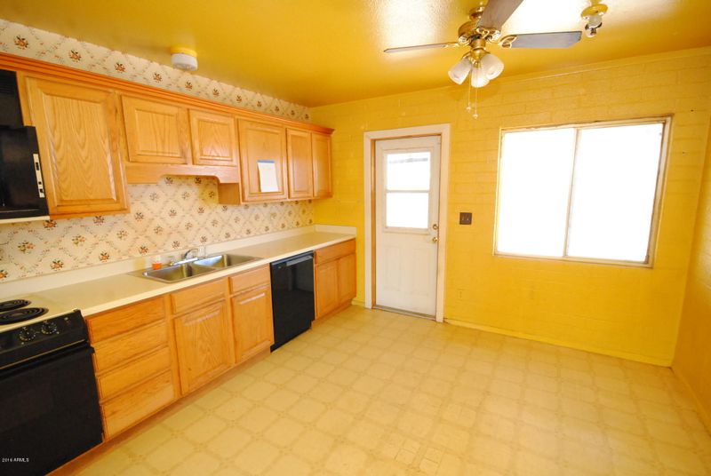 1834 W Alta Vista Rd, Phoenix, AZ 85041
