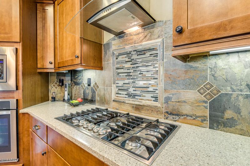 1834 W Fetlock Trl, Phoenix, AZ 85085