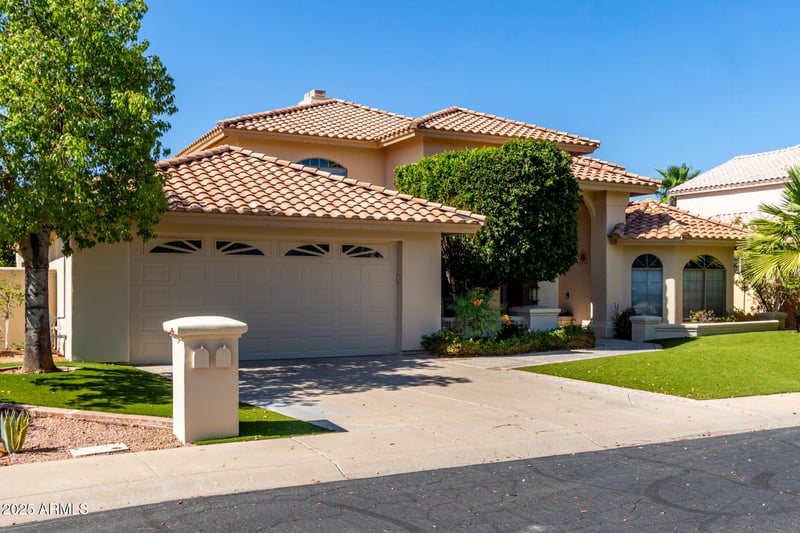 1834 Willow Tree Ct, Gilbert, AZ 85234