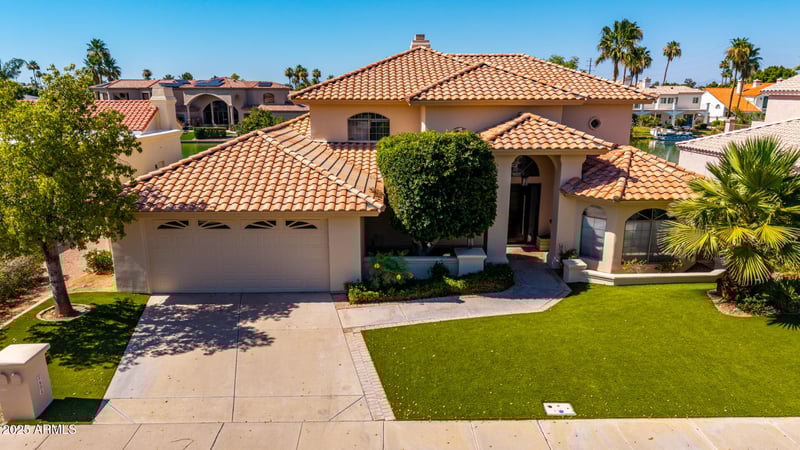 1834 Willow Tree Ct, Gilbert, AZ 85234