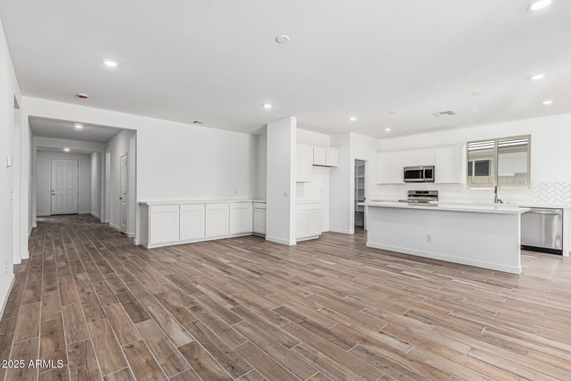 18348 Villa Hermosa Ln, Surprise, AZ 85387