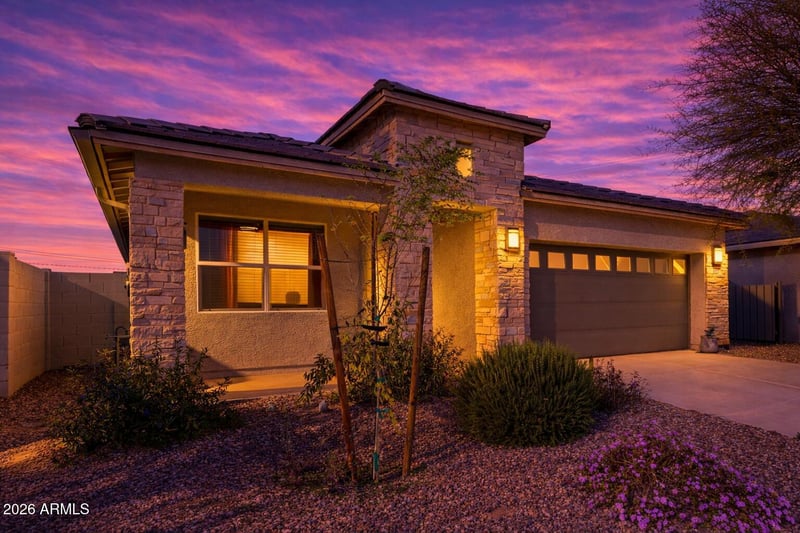 18348 Artemisa Ave, Wittmann, AZ 85361