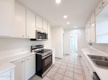 1835 Palm Ln, Phoenix, AZ 85006