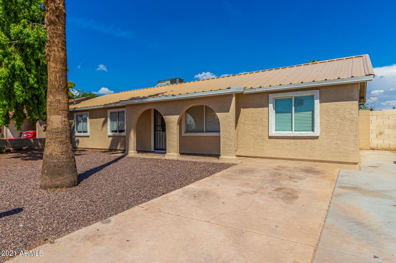 1835 N 73rd Dr, Phoenix, AZ 85035