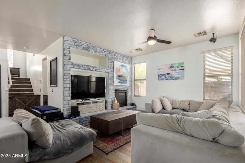 1835 Rockwell St, Gilbert, AZ 85295