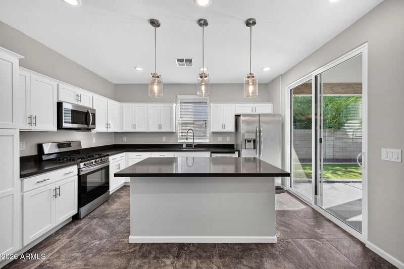 1835 W 21st Ave, Apache Junction, AZ 85120