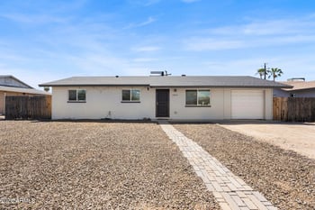 1835 W Behrend Dr, Phoenix, AZ 85027