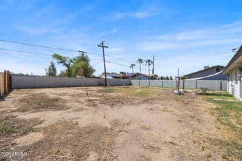 1835 W Behrend Dr, Phoenix, AZ 85027