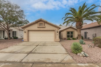 18350 Coyote Lakes Pw, Surprise, AZ 85378