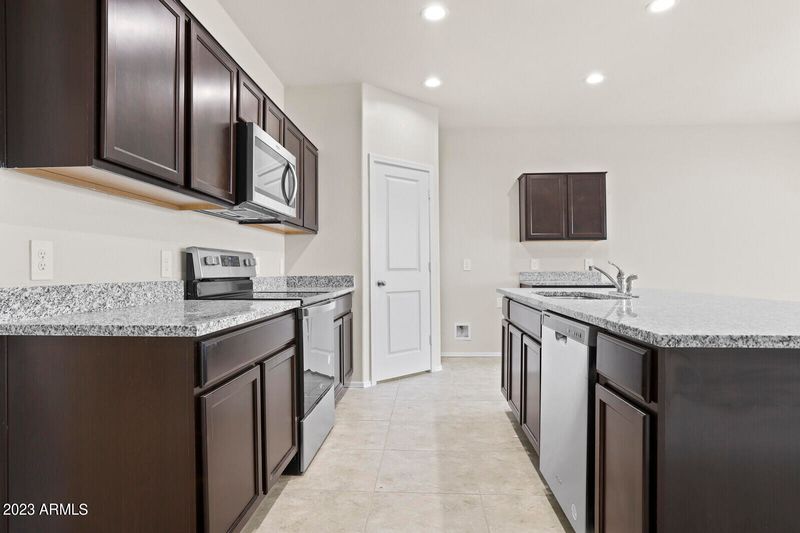 18358 W Whispering Wind Dr, Surprise, AZ 85387