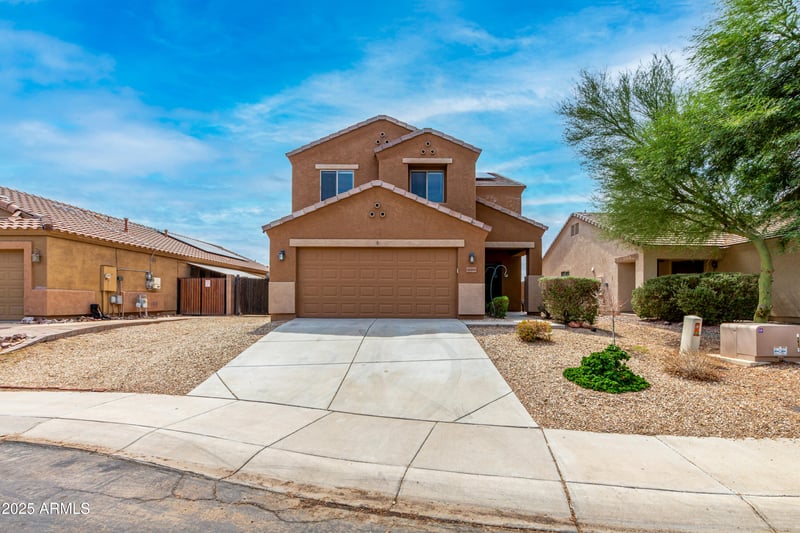 18359 Eva St, Waddell, AZ 85355