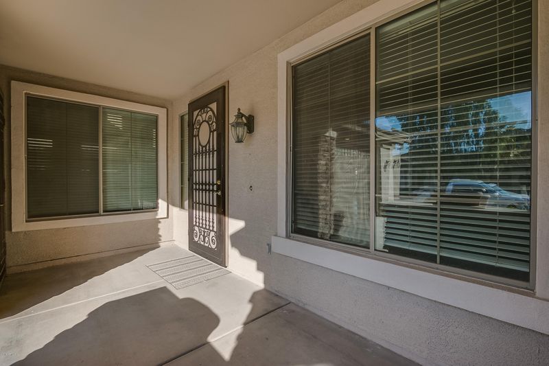 1836 E Glacier Pl, Chandler, AZ 85249