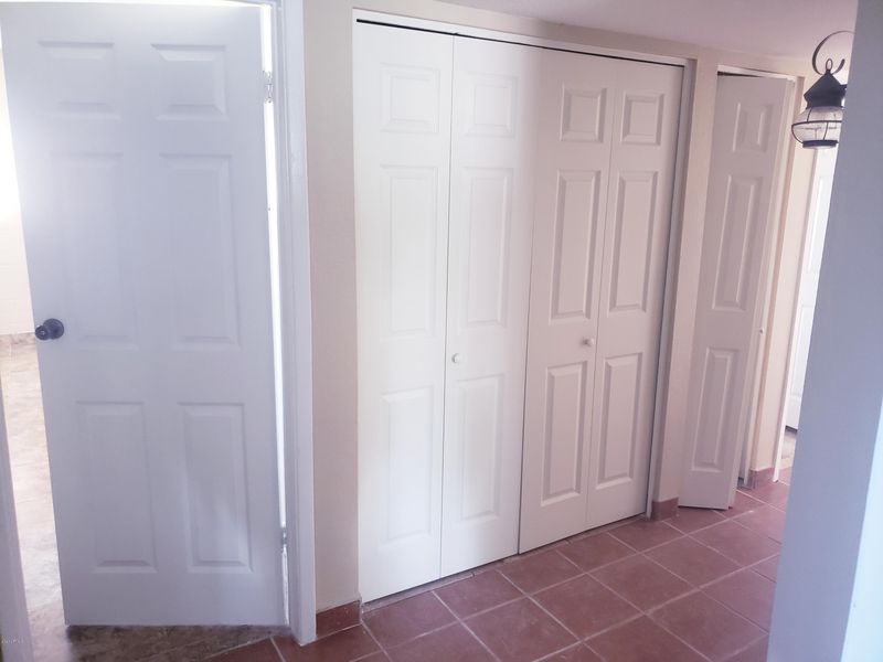 1836 W Lynne Ln, Phoenix, AZ 85041
